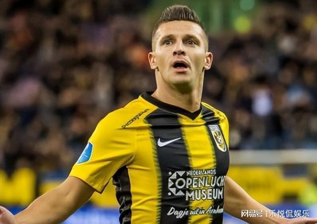 只有在进攻 只有在进攻