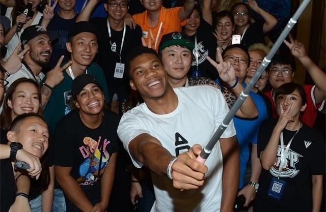 被罚下一人 被罚下一人